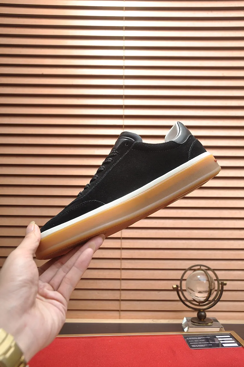 Men's men's shoes 💰540💶【𝐥𝐨𝐫𝐨 𝐏𝐢𝐚𝐧𝐚】lp classic loafers, an Italian treasure brand, the only brand that can match Hermès! Only after wearing it do we realize that we cannot let down our feet. The upper is imported cashmere, the lining of water-dyed cowhide ➕ the cowhide feet, the official original glass rubber outsole, and the pendant. Exclusive original packaging (tag ➕ brand paper ➕ outer box ➕ hand bag) code number: 38-45